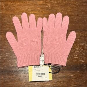 Gucci Pink Knit Gloves